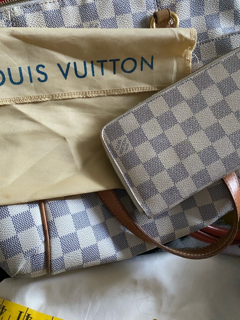 Louis Vuitton Damier Azur Zip-Around Wallet - Cream & Tan- matching purse listed - Picture 10 of 10